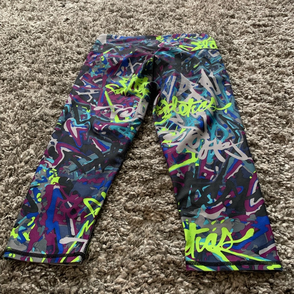 Women’s crop leggings
